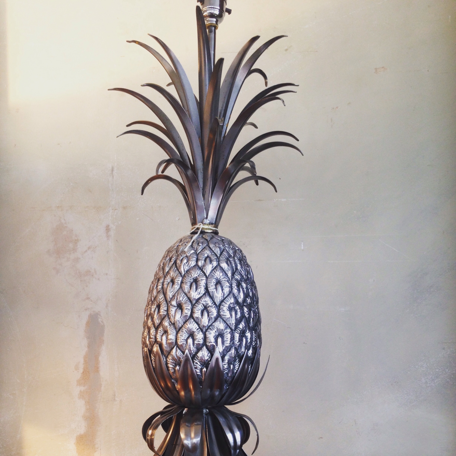 Hollywood Regency Pineapple Lamp