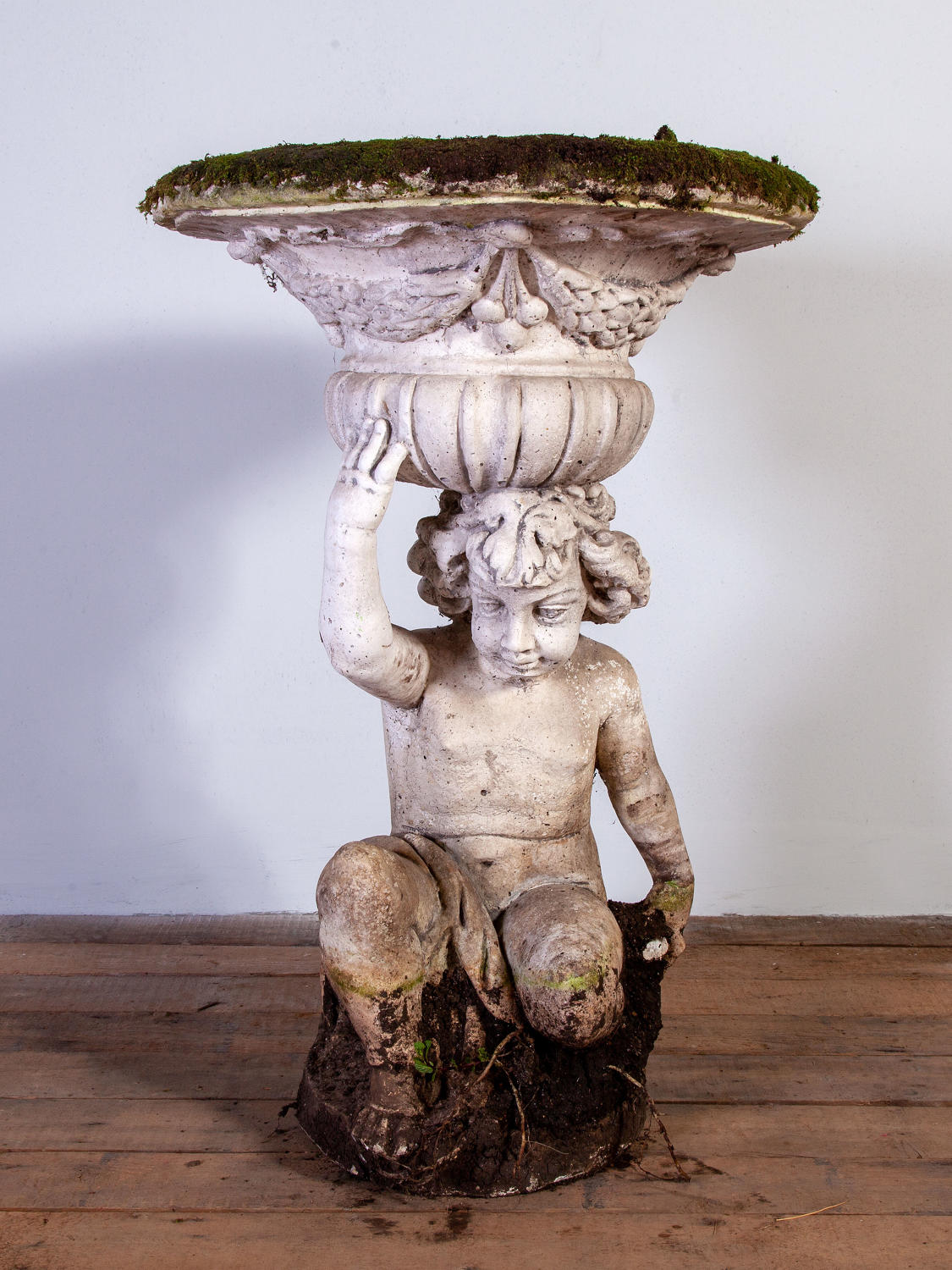 Classical Fountain Head Urn
