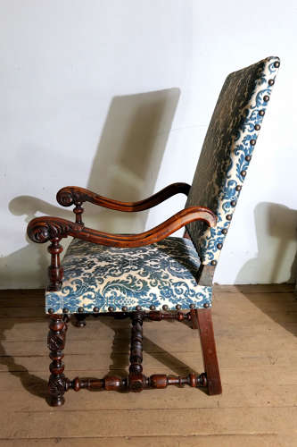 Early 18th c French carved Walnut open arm chair